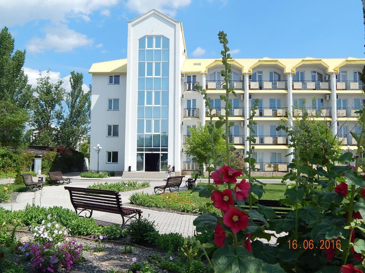 Отель Мелиоратор-Юг Коблево Экстерьер фото